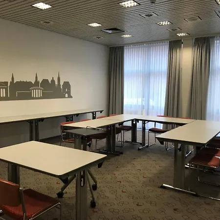 Ibis Marschiertor - 3*