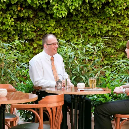 Ibis Marschiertor - 3*