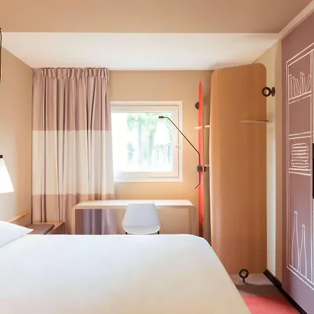 Ibis Marschiertor - 3*