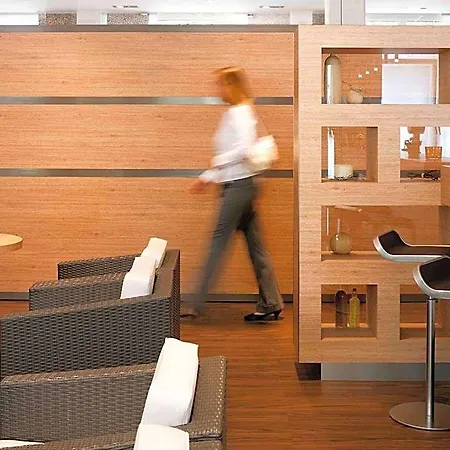 Ibis Marschiertor - فندق