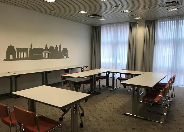 Ibis Marschiertor - 3*